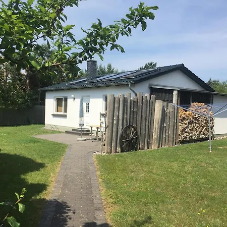 Ferienhaus Peaceful Garden Stay, Cleaning Included