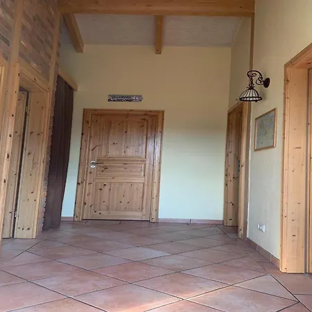 Peaceful Garden Stay, Cleaning Included Ferienhaus *